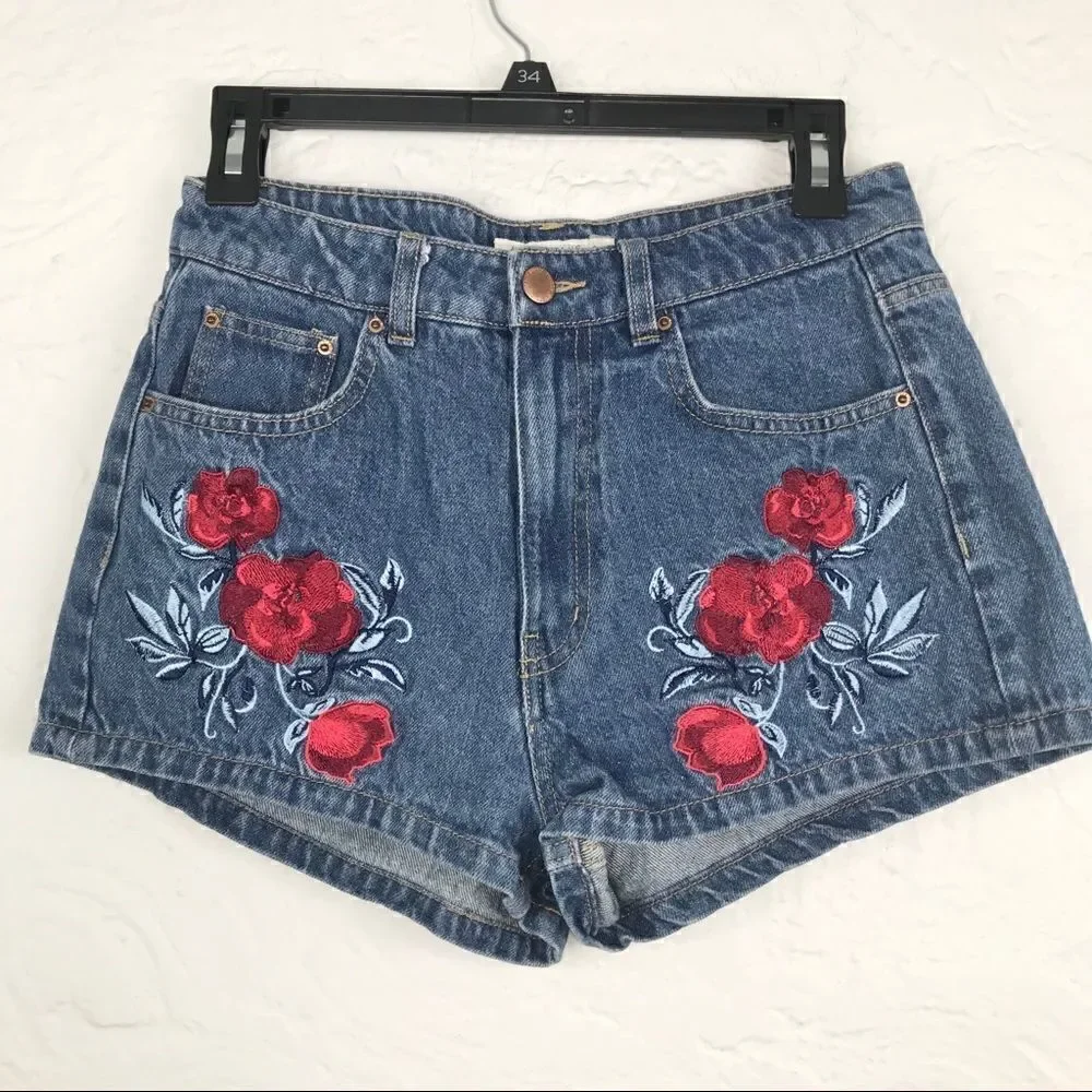 H&M Coachella denim jean shorts with red roses-8